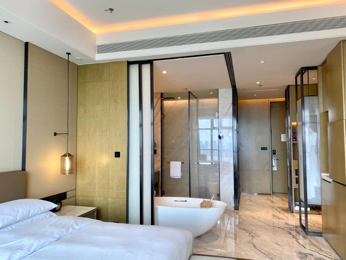 Zhangjiagang Marriott Hotel Exterior photo